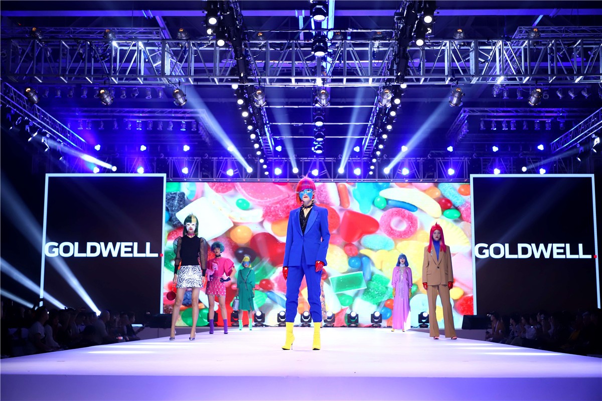 GOLDWELL 表演2